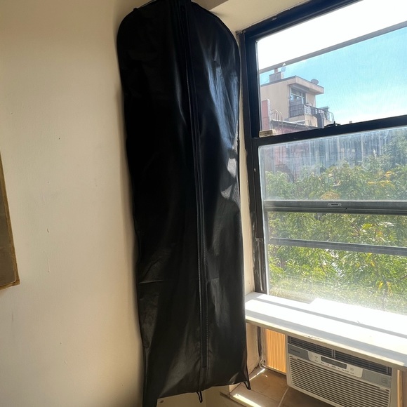 Mother of the Bride Emerald La Femme Floral Lace and Tulle Long Gown Nordstrom - Picture 9 of 9